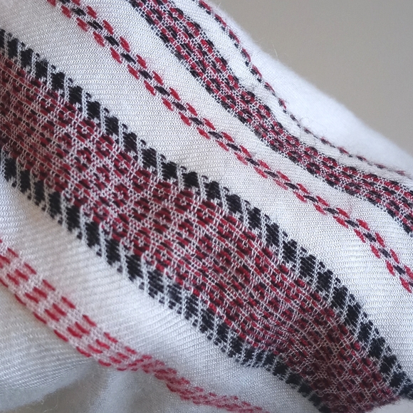 Ann Taylor LOFT Cream Rayon Blend Blouse w Red Stripe Embroidery Trim Blouse MP - Picture 3 of 13